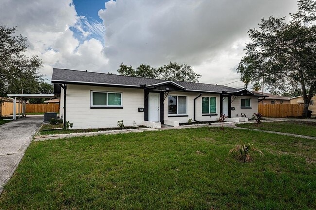 Primary Photo - 427 92nd Ave N
