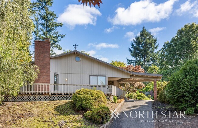 Building Photo - Charming One-Level Home on a Quiet Cul-de-...