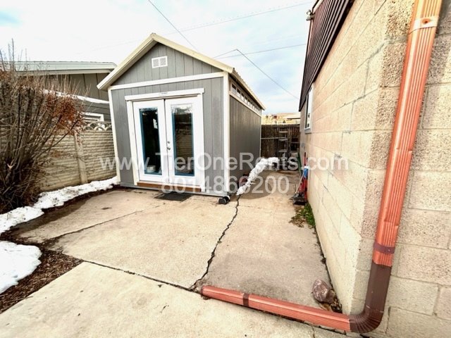 Building Photo - This property offers a NO DEPOSIT option available for qualified renters!