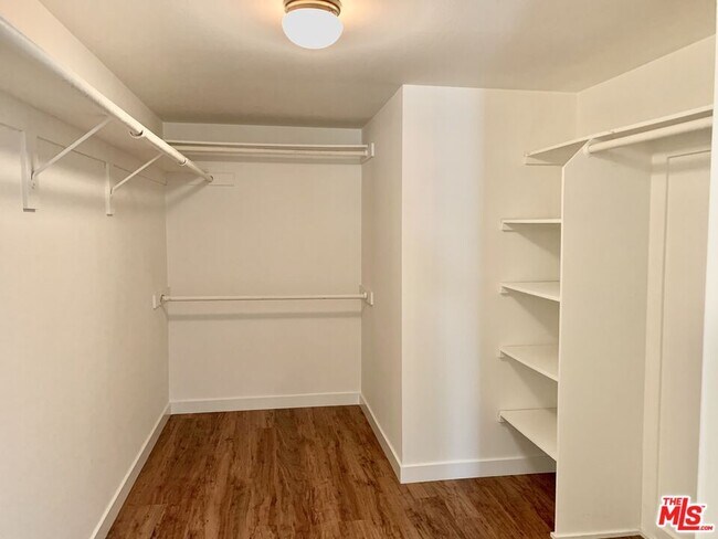 Building Photo - 12412 Texas Ave