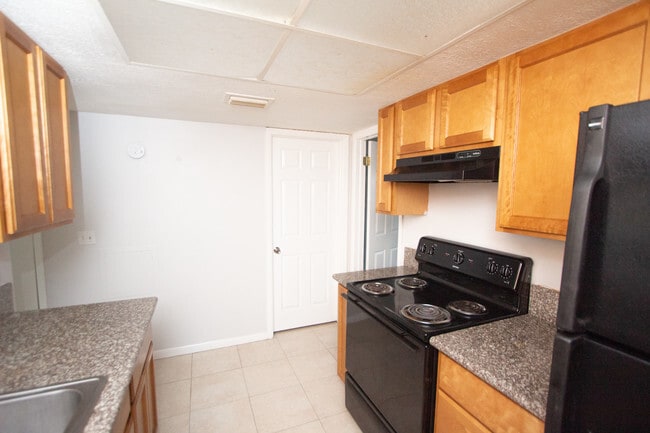 Building Photo - Wildwood Way Apartments