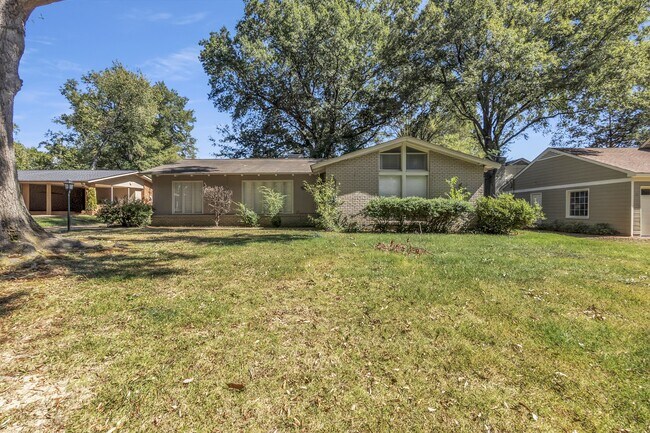 Building Photo - 1130 Wheaton St