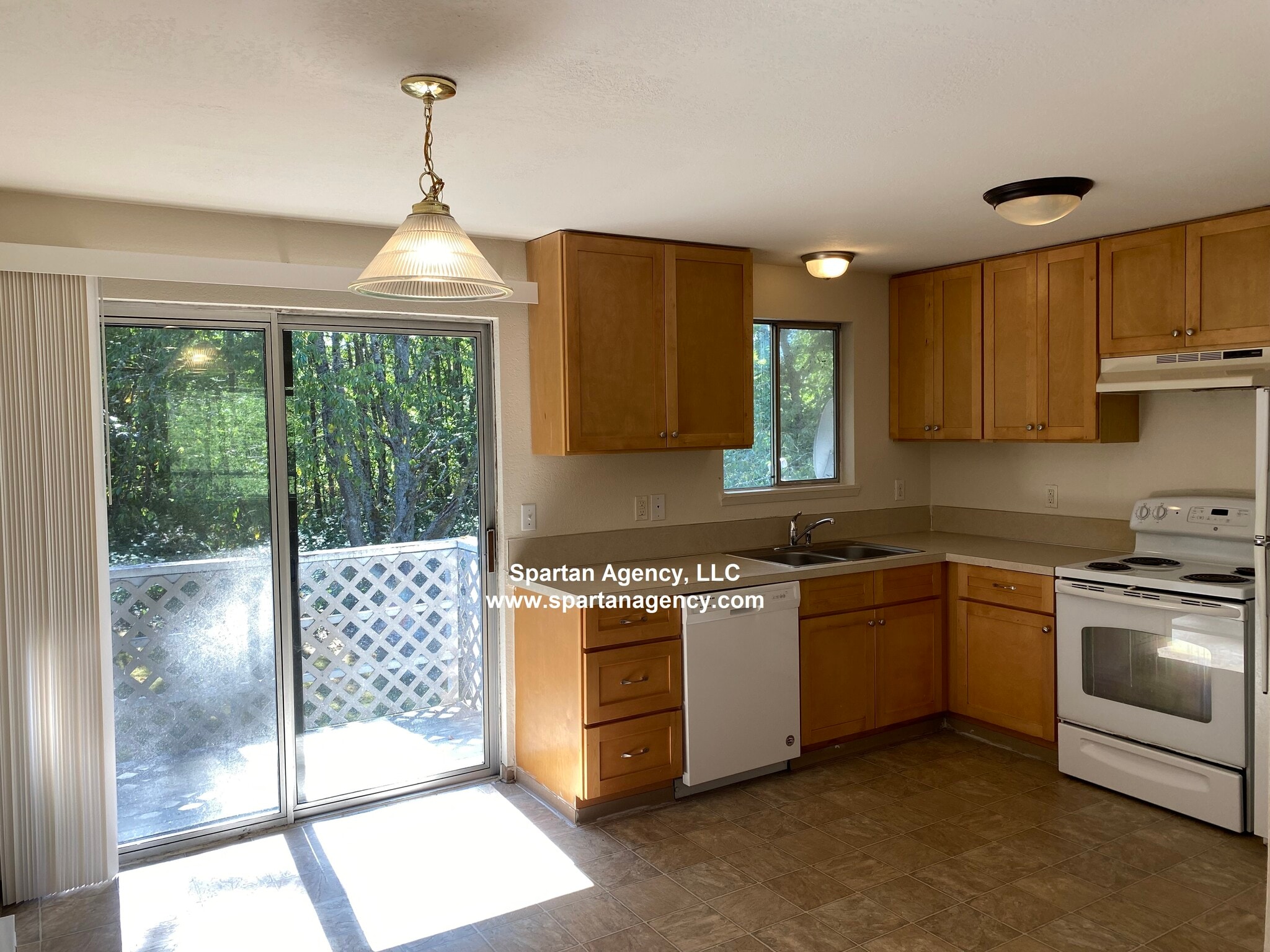 Building Photo - 10416 29th St E