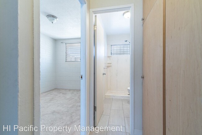 Building Photo - 2 br, 1 bath House - 1426 Keeaumoku St #C21