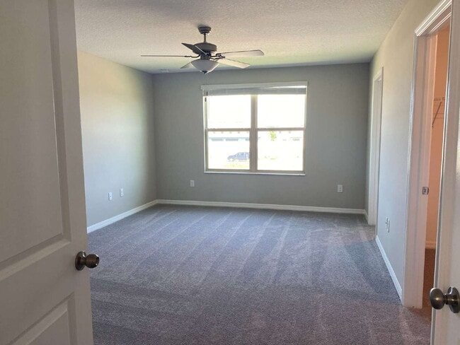 Building Photo - 7031 Samuel Ivy Dr