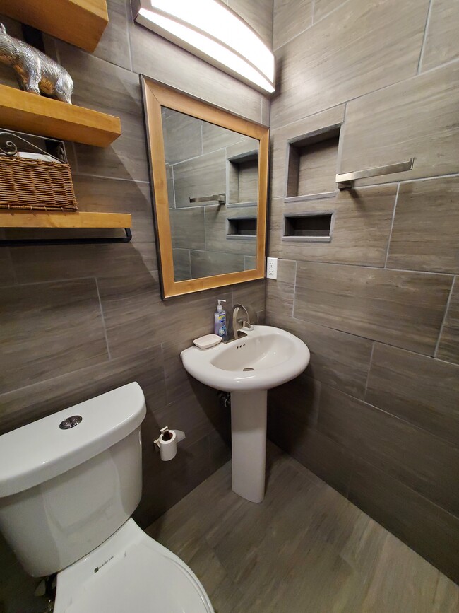 New renovated bathroom - 19 Overbrook Dr