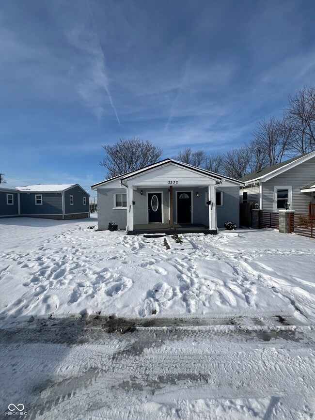 Building Photo - 2532 N Temple Ave