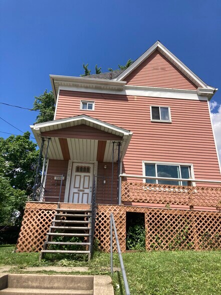 Primary Photo - 580 Jefferson Ave