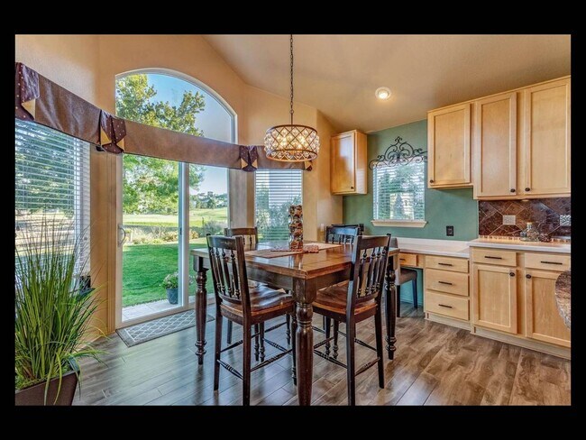 Building Photo - Fully furnished home for rent Castle Rock Short term