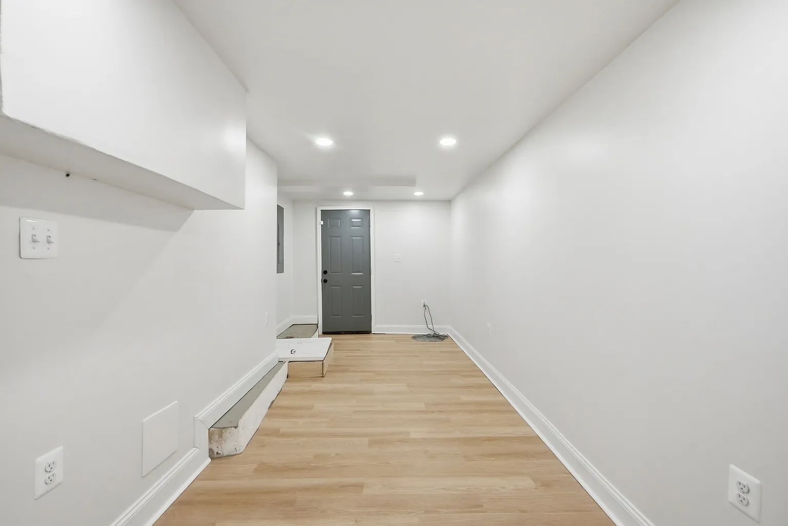 Building Photo - 744 N Patterson Park Ave