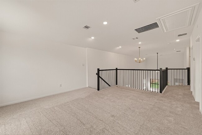 Building Photo - 7327 Blue Gentiana Ln