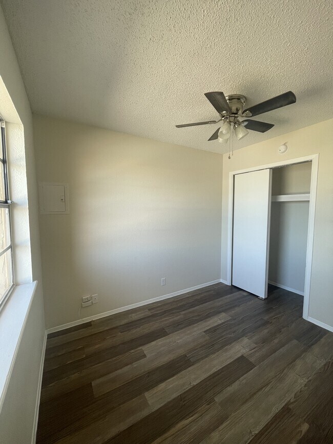 Building Photo - 204 Prado Rd