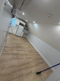 Building Photo - 12 Chestnut Ave