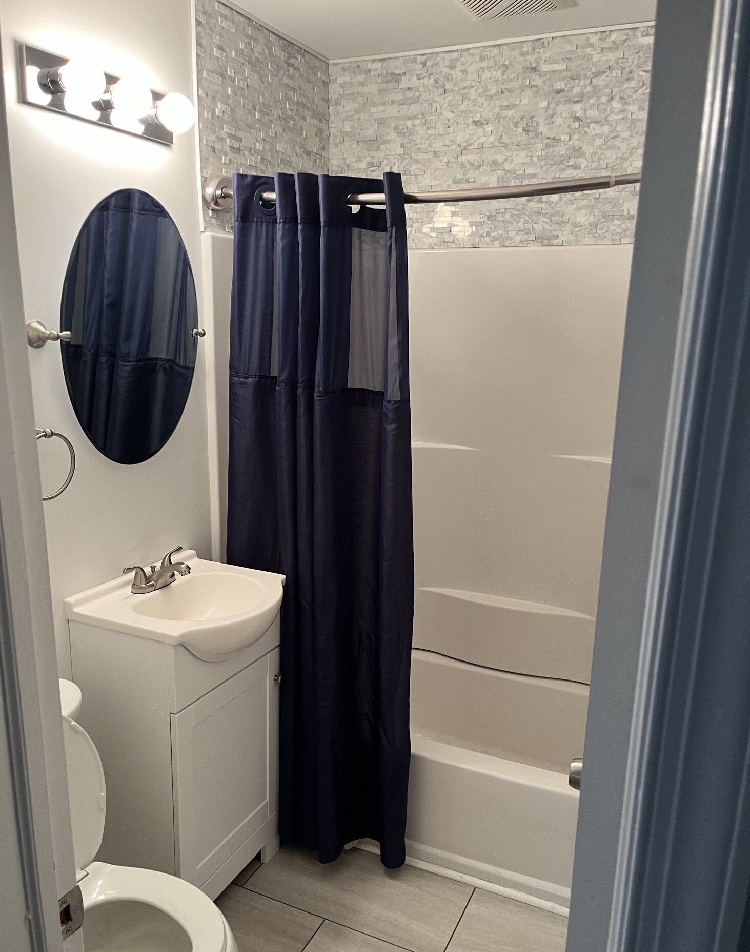 Full Bath - 12 Fairway Ln