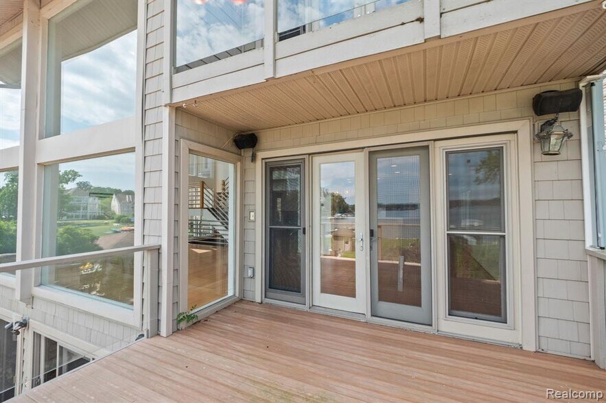 Building Photo - 2380 Walnut Lake Rd