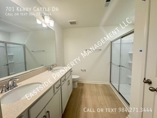 Building Photo - 701 Kerry Cattle Dr