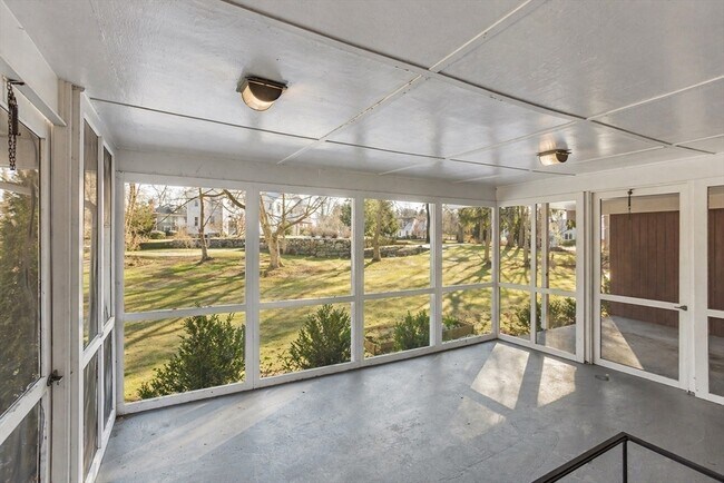 Building Photo - 34 Karlton Cir