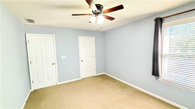 Building Photo - 4166 Glenaire Way NW