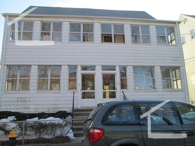 Building Photo - Awesome 2 bed in Brighton..... June 1st move in