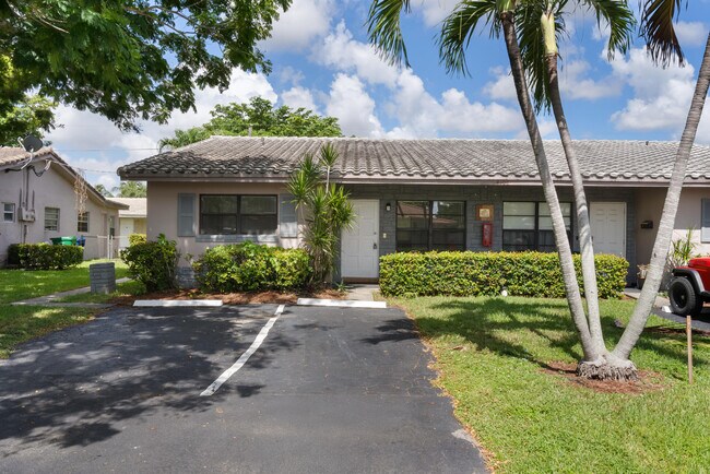 Building Photo - 4108 NW 79th Ave