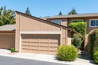 Building Photo - Spacious and Bright Townhome in Amazing Park like Community with Cupertino Schools and Large 2 Ca...