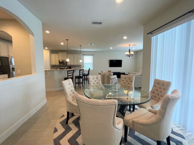 Building Photo - The perfect home waiting for you! FULLY FURNISHED!!