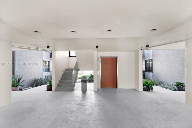 Building Photo - 1101 SW 122nd Ave