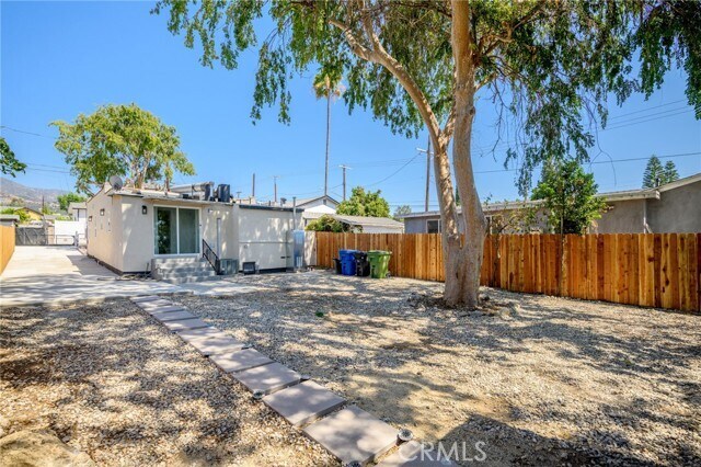 Building Photo - 10607 Whitegate Ave