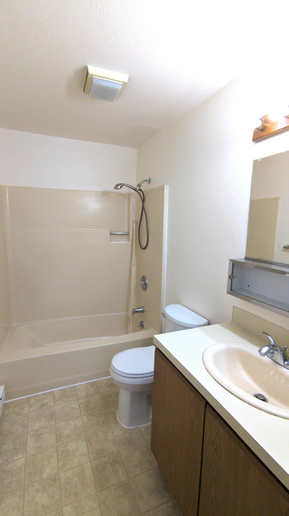 Building Photo - 2288 Douglas Rd