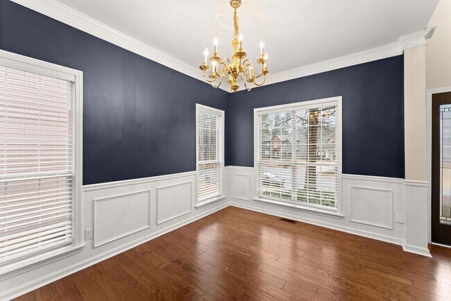 Building Photo - 2309 Wickingham Dr NE