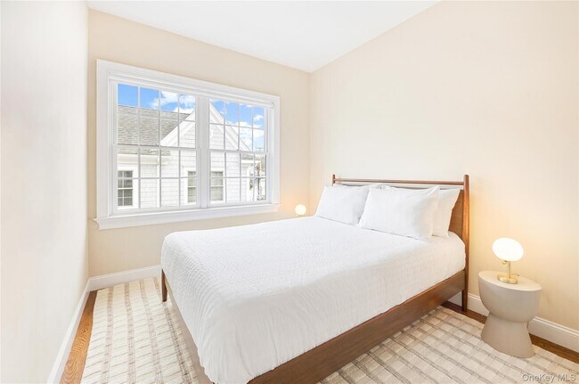 Building Photo - 420 Midland Ave