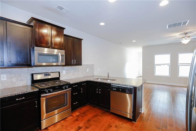 Building Photo - 314 Barbados Ln