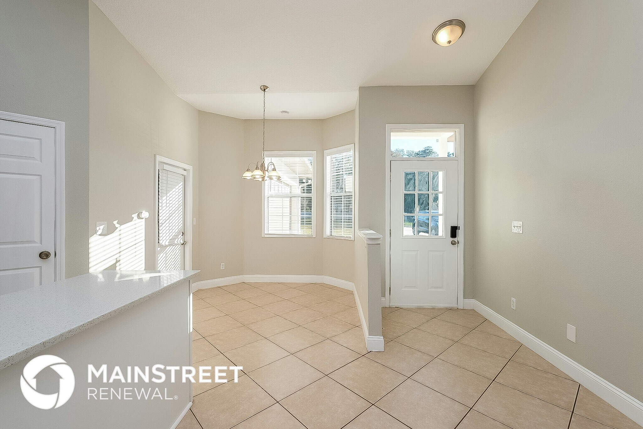 Building Photo - 3300 Hickman Ave