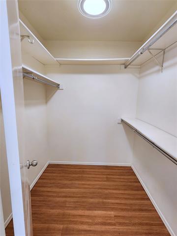 Building Photo - 4144 Driscoll Dr