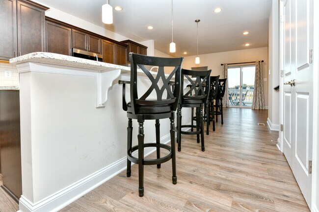 Kitchen - 36015 Auburn Way