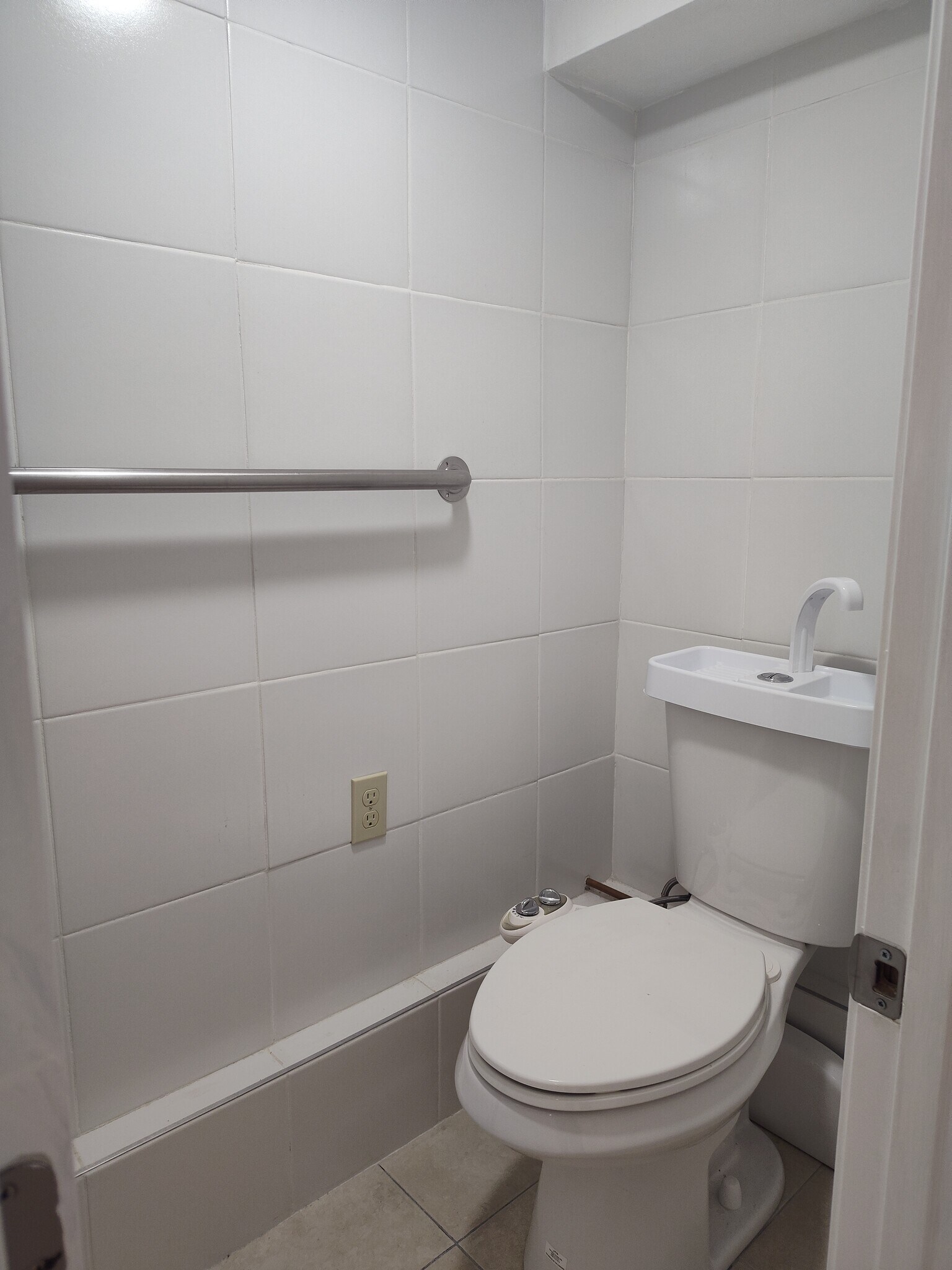 Building Photo - 253 Louisburg St