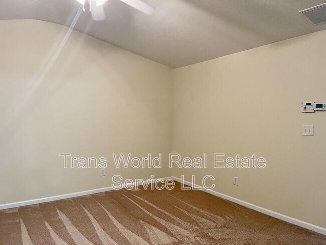 Building Photo - 2673 Winslow Ridge Dr NE