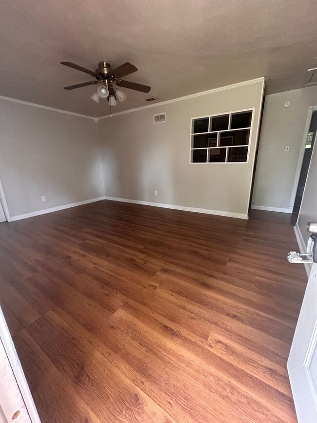 Building Photo - Rental Property