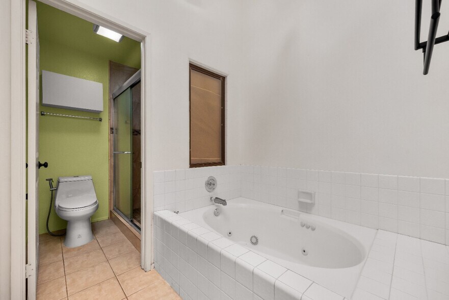 Building Photo - 12132 Caddy Row