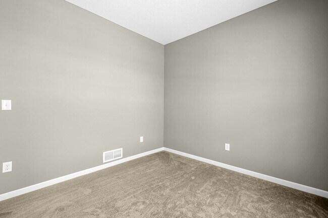 Building Photo - 3832 Eagles Landing Dr