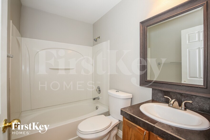 Building Photo - 8285 Harvest Spring Pl