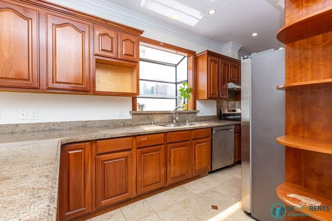 Building Photo - Balboa Terrace: Remodeled Single Family Ho...