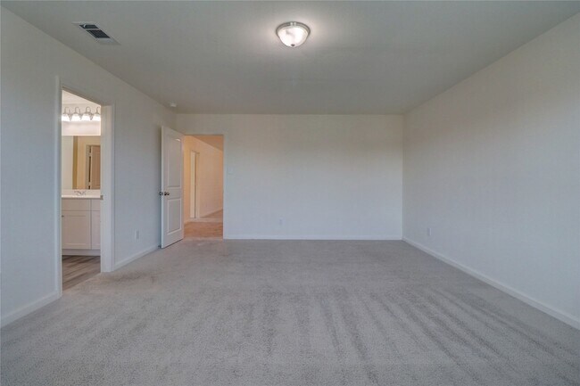 Building Photo - 613 Colgate Cir