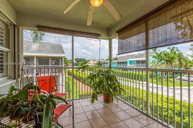 Building Photo - 2018 SE 27th Dr