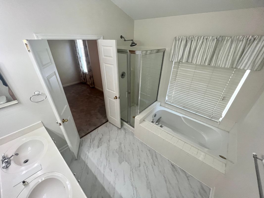 Building Photo - 206 Connery Terrace SW