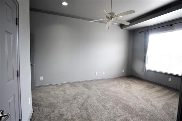 Building Photo - 4448 Jardin St