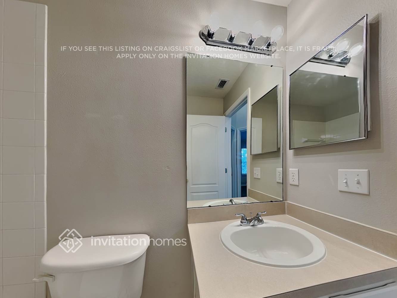 Building Photo - 17905 Havenview Ln