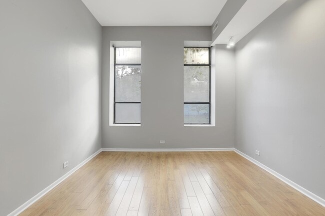 Building Photo - 1726 N Sedgwick St