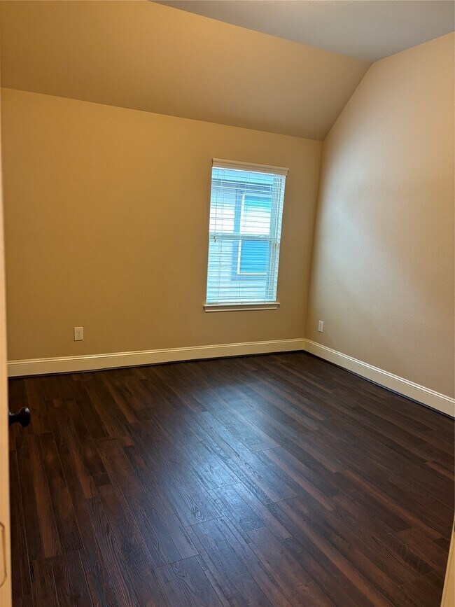 Building Photo - 27410 Bentridge Park Ln