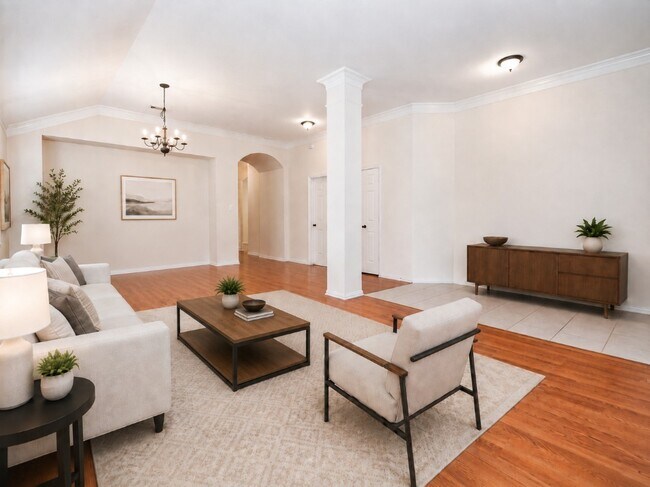 Building Photo - 18006 Willow Cliff Ln